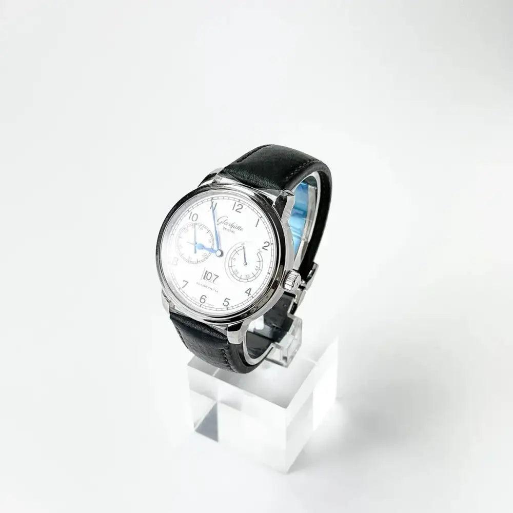 Senator Observer 44mm White Dial - Passeport Cases