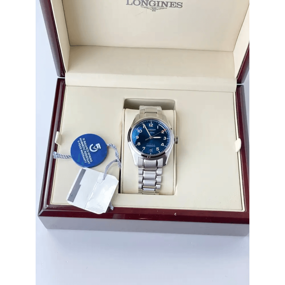 Spirit 37mm Blau Dial Automatic - Passeport Cases