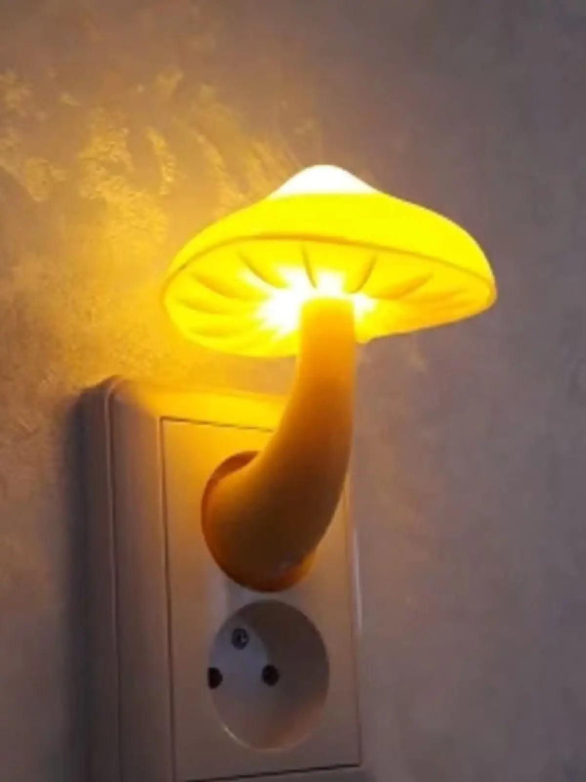 Yellow fungus night light - soft and modern lighting