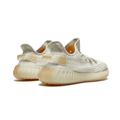 Yeezy Boost 350 V2 Light - Passeport Cases