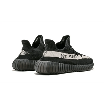 Yeezy Boost 350 V2 Oreo - Passeport Cases