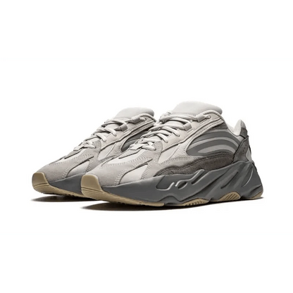 Yeezy Boost 700 V2 Tephra - Passeport Cases