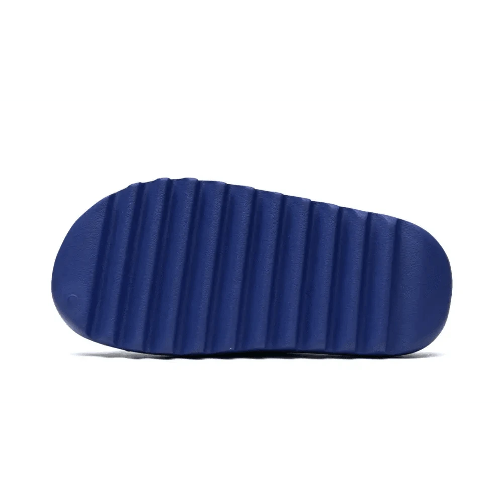 Yeezy Slide Azure - Passeport Cases